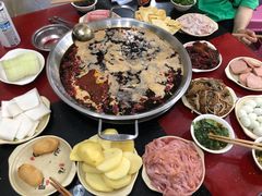 -储奇门鳝鱼火锅(总店)