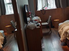 -天港漫非酒店(宁波火车站联丰路店)
