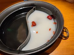 -呷哺呷哺(普陀乐购真北店)