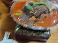 -临江餐馆二楼美食部落