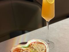 -伴山牛贵州黄牛肉火锅·苗疆非遗艺术餐厅(上海首店)