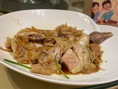 红葱头淋本地鸡-广东胜利宾馆西关粤中餐厅