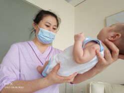 -爱陪伴一对一月子中心(融侨店)