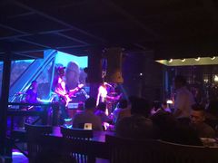 -爱啤精酿·民谣酒馆(滨江店)