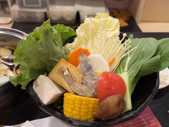 -呷哺呷哺(世贸.工三店)