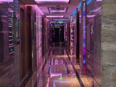 -蓝尊量贩(黄河路店)