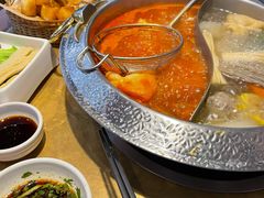 -左庭右院鲜牛肉火锅(金山万达店)