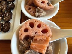 -莲餐厅·湖北菜·潜江小龙虾店(愚园路店)