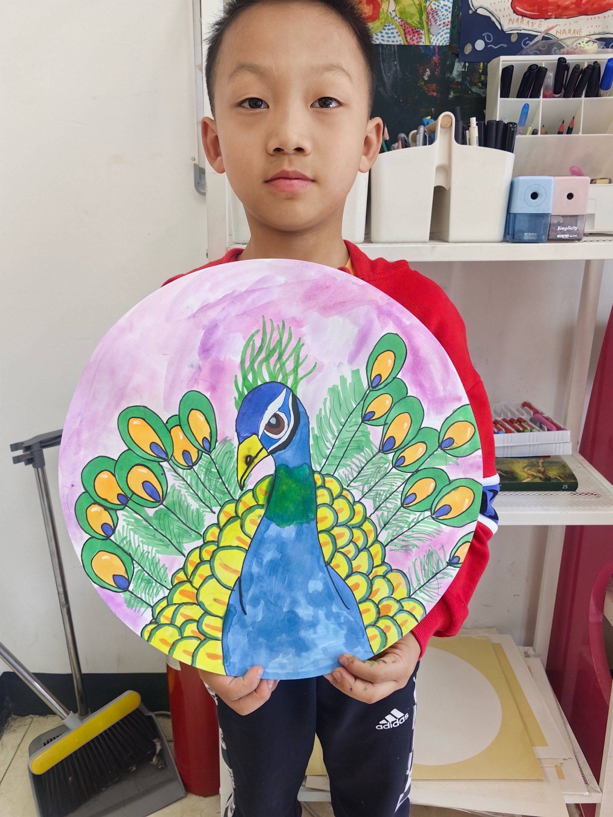 在话加美术画画两年了