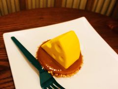 芝士咸蛋黄蛋糕-星巴克(西安曲江银泰店)