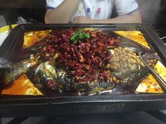 -探鱼·鲜青椒爽麻烤鱼(广州花都来又来店)