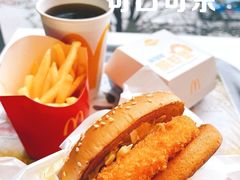-麦当劳(中山公园龙之梦店)