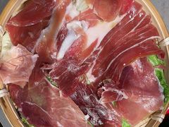 -阿婆情腊排骨火锅(古城旗舰店)