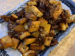 -维吾尔餐厅(宜山路店)