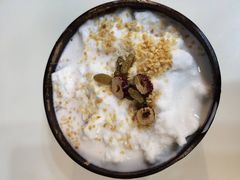 -津椰本·海南正宗椰奶清补凉(店一店)