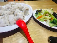 -赵奶奶水饺锅贴小酒馆(丁字沽店)