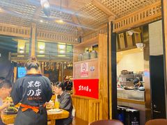 等位区-黑牛の店·和牛烧肉(合生汇店)