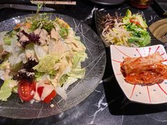 -山川小町·极番烧肉(新地假日广场店)
