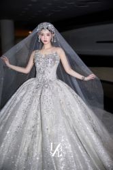 -Renee芮亦婚纱(原丽莎)