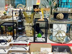 -Trend1881视光·蔡司视觉(领展广场店)