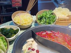 -鸿姐老火锅(静安店)