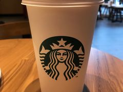拿铁-星巴克臻选(嘉兴海宁银泰城店)