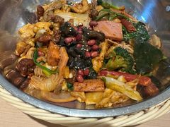 -拿渡麻辣香锅(世茂广场·工三店)