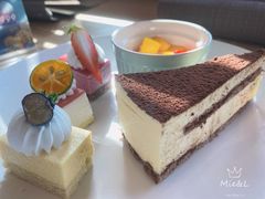 -齐河孔雀王温泉酒店·金孔雀自助百汇