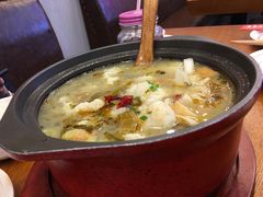 -周鱼小馆石锅酸菜鱼(活力汇店)