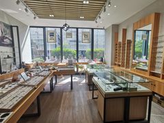 -无界眼镜MaxLess(滨江星光大道店)