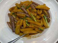 土豆条炖海肠-品味居·首店·大连鲜活海鲜大连菜(东港店)