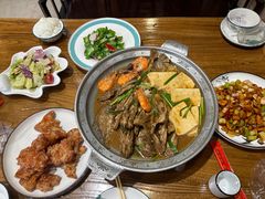 -东来菜馆•手抓海鲜家常菜•海鲜锅贴(鸽子窝店)
