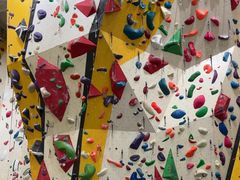 -问山MountQuest攀岩馆