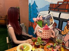 -Dragon Pizza•圆脸龙披萨·牛排餐厅