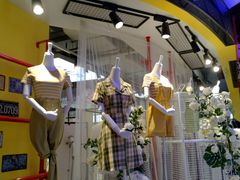 -依尚街区(时尚天河商业广场店)