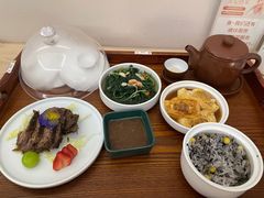 -雪梅月子中心(华侨城店)