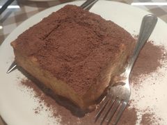 -新大咀港式茶餐厅(宝山万达店)