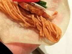 洛馍馓子卷猪脸-梅利汴京烤鸭•开封豫菜地标店(东大街店)