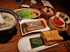 -珍宝轩海鲜火锅(碧湖大厦店)