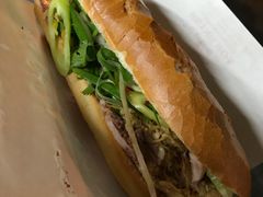 -Bánh Mì Huynh Hoa