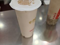 -阿姨奶茶专卖(舌涧道杭州惠民路创始店)