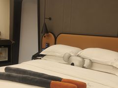 -朵兰达V酒店(长沙砂子塘地铁站店)