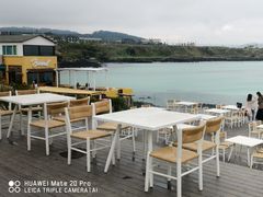 -Cafe Aewol Monsant