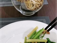 -如家精选酒店(广州萝岗宝能演艺中心香雪地铁站店)