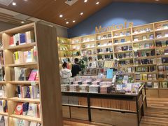 -猫的天空之城概念书店(印象城购物中心店)