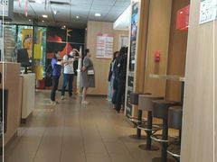 -麦当劳(杭州西湖银泰百货店)