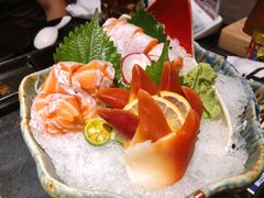 三文鱼刺身-山川小町·极番烧肉(新地假日广场店)