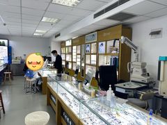 -三叶眼镜城·好视力眼镜店