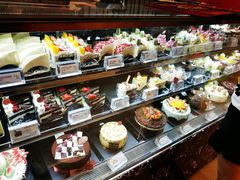 面包甜点陈列柜-85度C(青岛闽江路店)