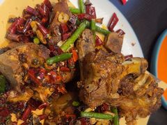 -川流不息·地道川菜·小龙虾(松东路店)